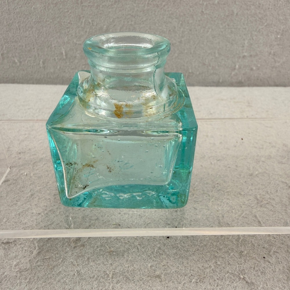 Antique L.H. Thomas Co. Chicago Aqua Glass Inkwell Embossed Base Star 1880s - Picture 4 of 8
